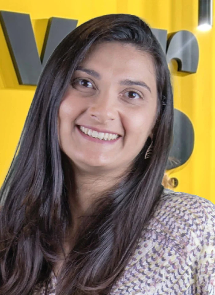 Luanna Paes — Analista Financeira Sênior